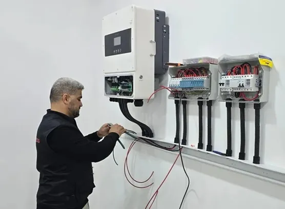 ONCCY 汇流箱整体方案成功应用于中东光伏项目